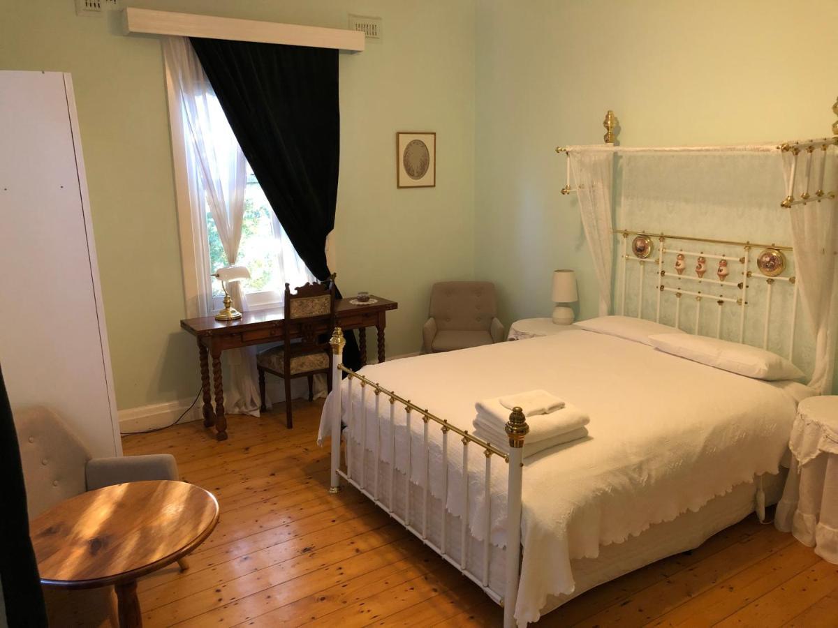 Lorelei Bed & Breakfast Portland Exterior photo